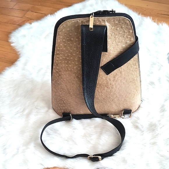 Vintage Handmade Ostrich Tan Leather Crossbody Bag. - Picture 3 of 13